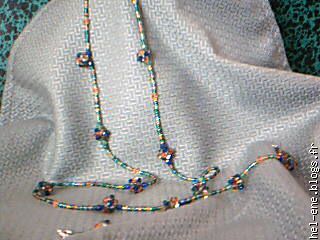 parure :sautoire  collier et son bracelet